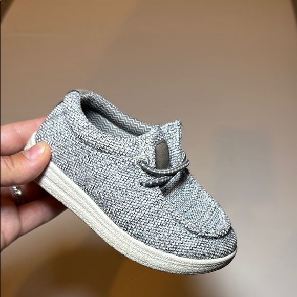 Old Navy Slip-On Deck Shoes for Toddler Boys Size 7 - Picture 5 of 10